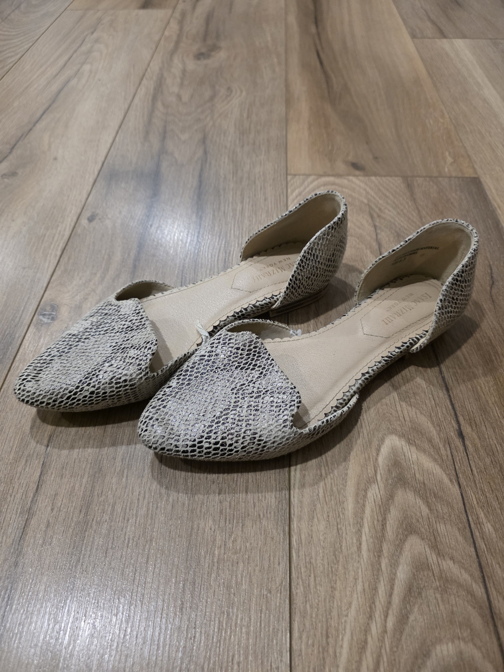 Isaac Mizrahi Snake-Print Flats